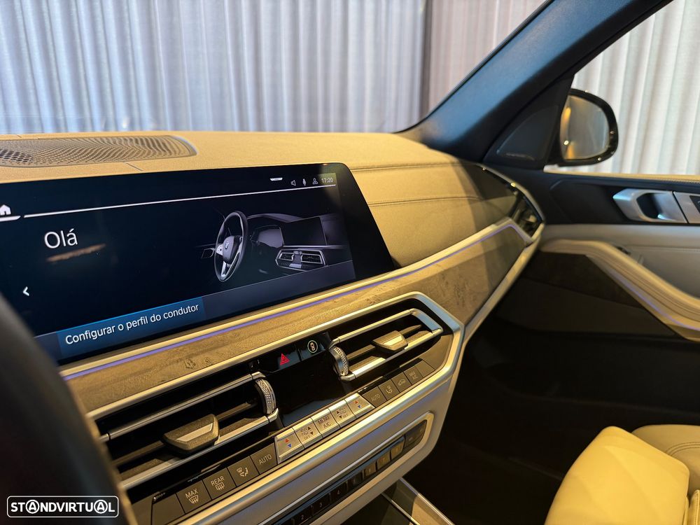 BMW X5 45 e xDrive Pack M - 25