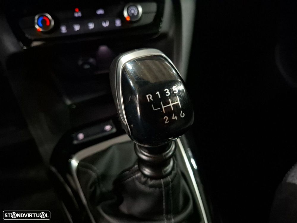 Opel Corsa 1.2 T Edition - 18