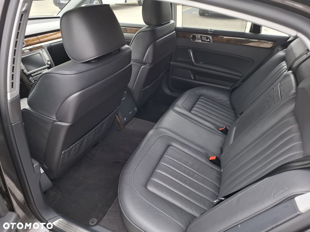 Volkswagen Phaeton 3.0 V6 TDI DPF 4MOTION Automatik (4 Sitzer) - 23