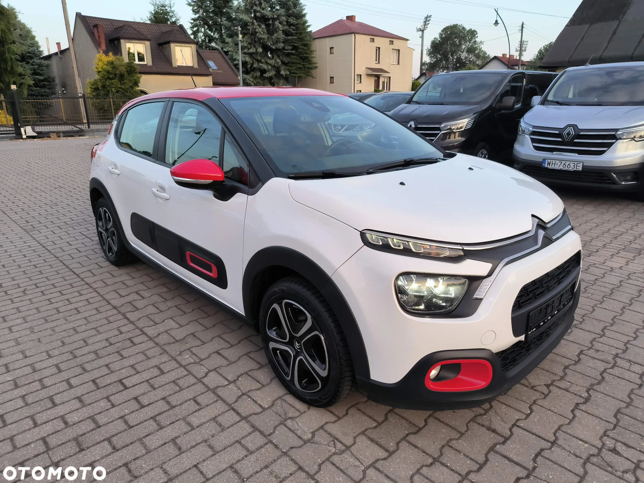 Citroën C3 1.2 PureTech Shine - 11