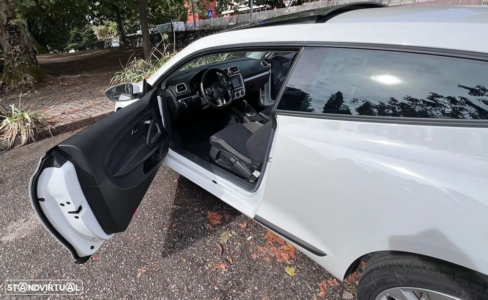 VW Scirocco 1.4 TSI DSG - 16