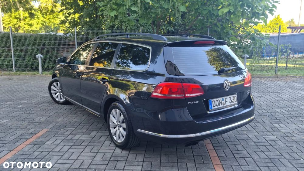 Volkswagen Passat - 10