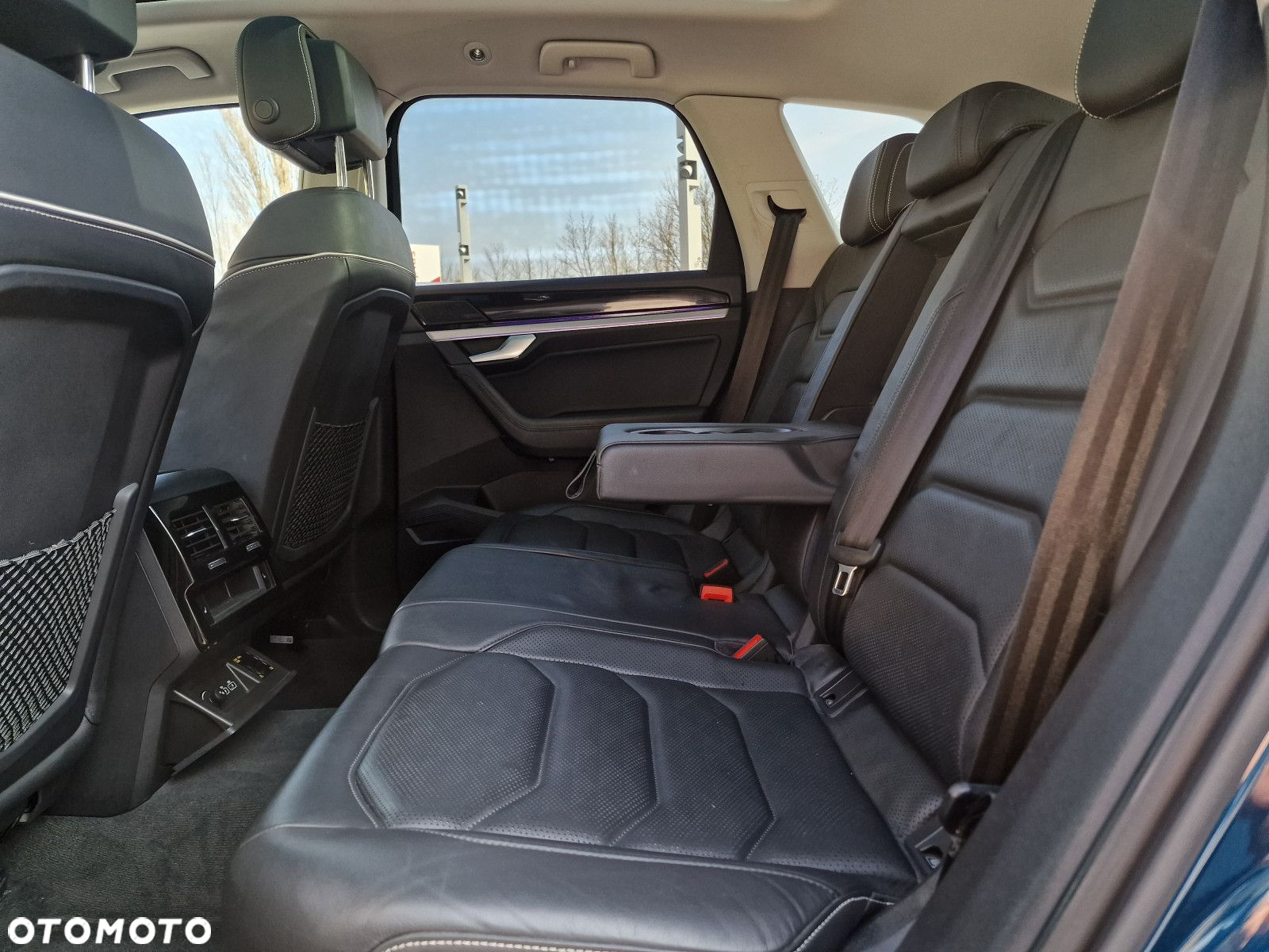 Volkswagen Touareg - 13