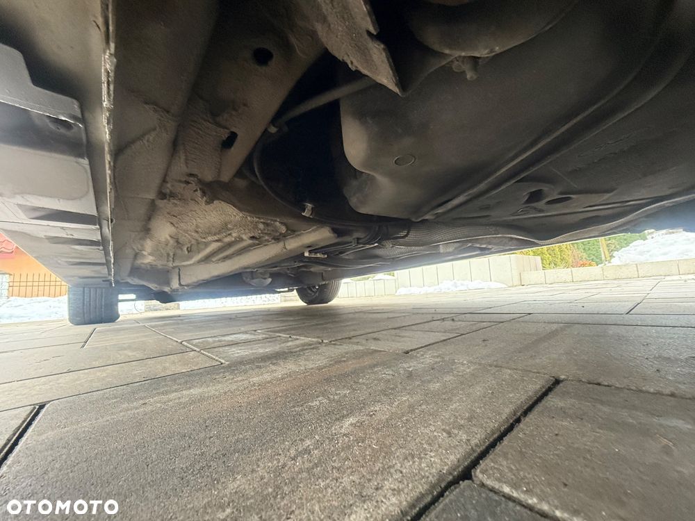 Ford Tourneo Courier 1.5 TDCi Titanium - 39