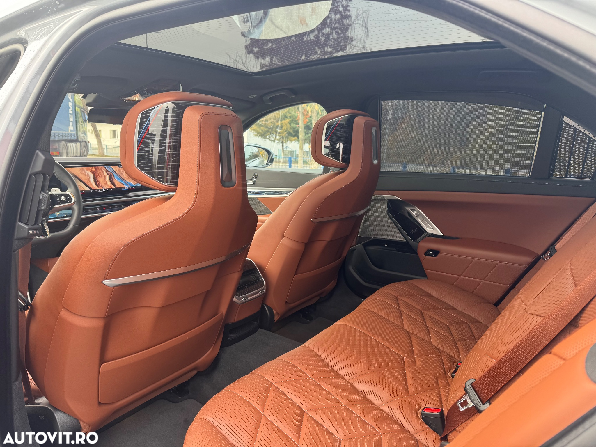 BMW Seria 7 740d xDrive MHEV - 9