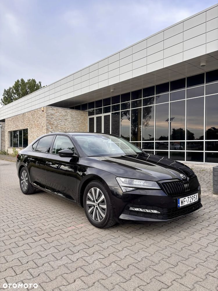 Skoda Superb 2.0 TDI SCR Style DSG - 2