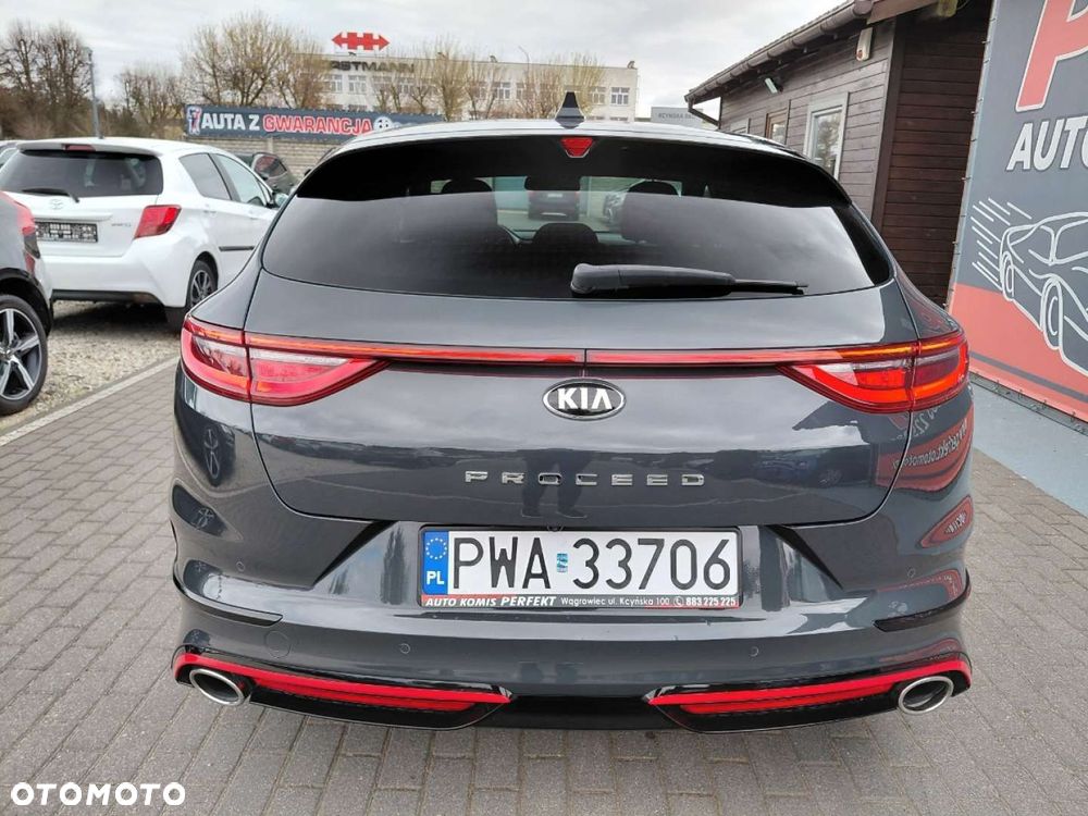 Kia ProCeed - 7