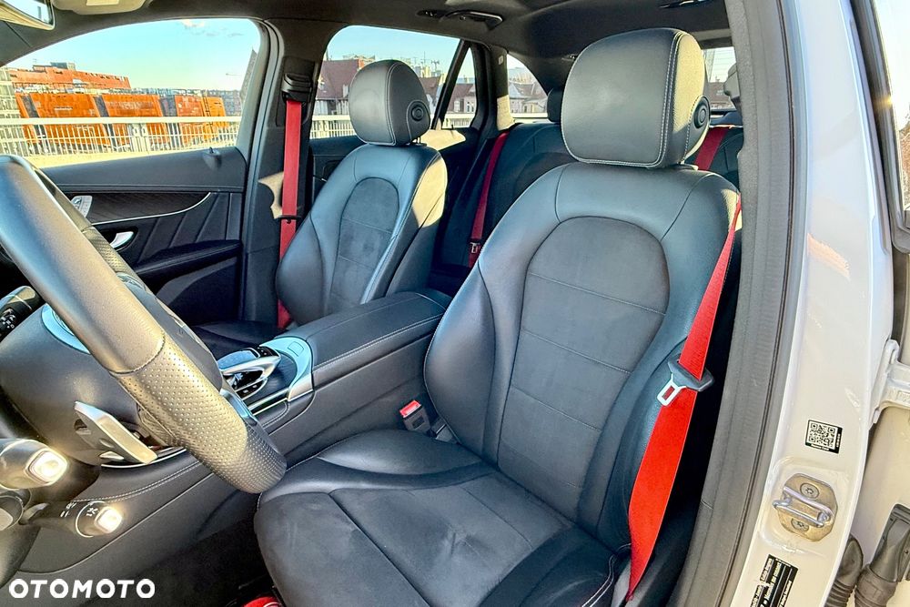 Mercedes-Benz GLC - 13