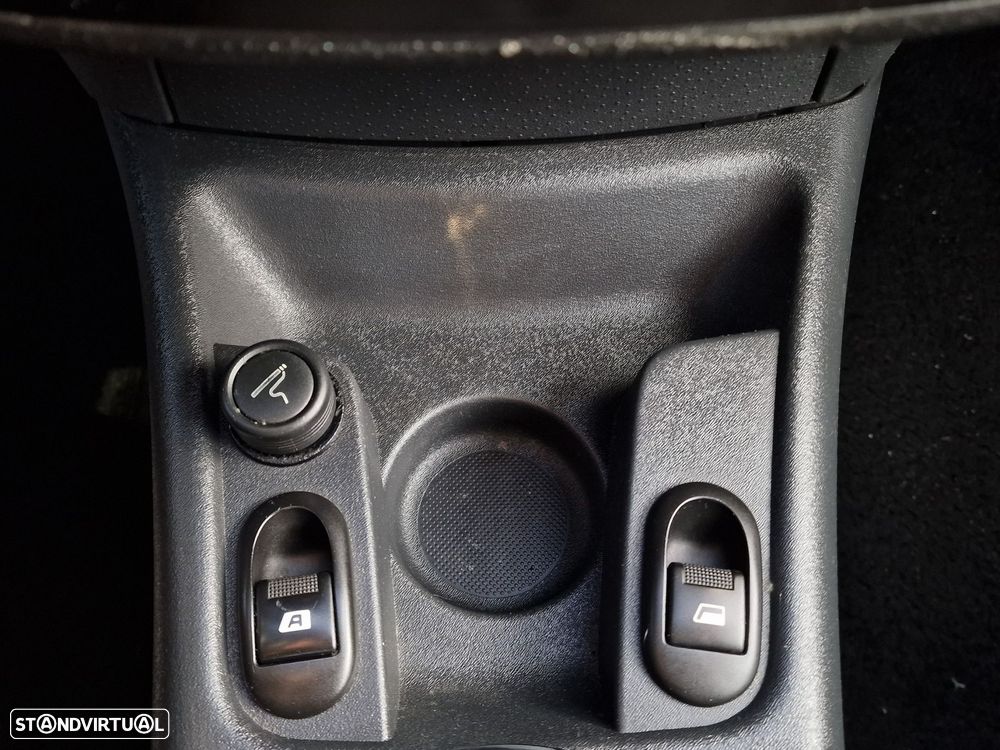 Citroën C2 1.4 HDi VTR - 12