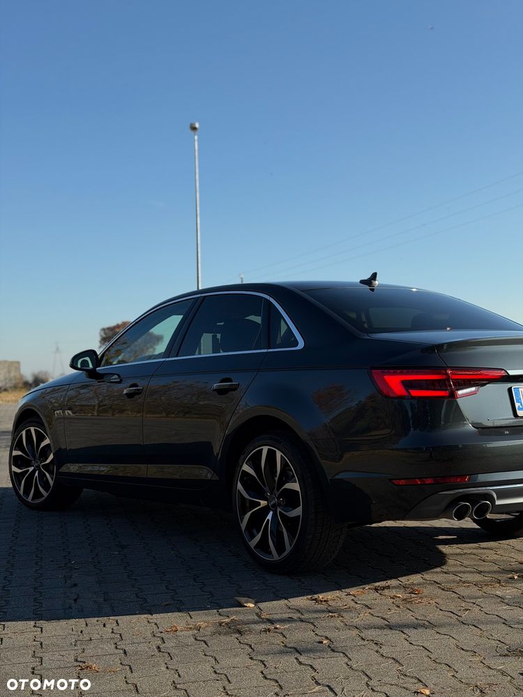 Audi A4 Limousine - 2