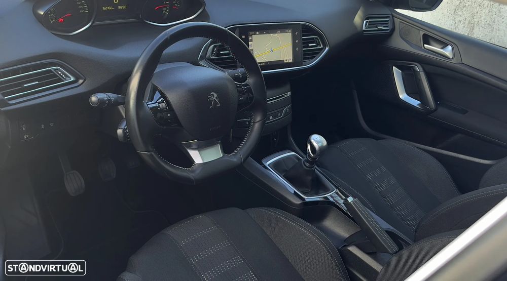 Peugeot 308 SW 1.6 BlueHDi Allure - 16
