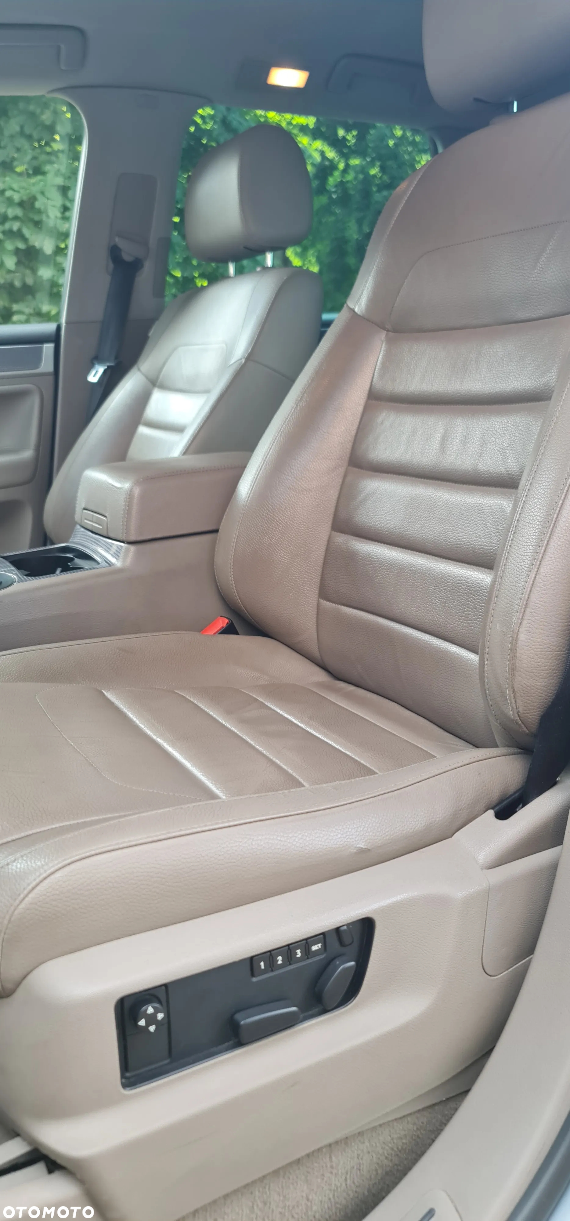 Volkswagen Touareg - 8
