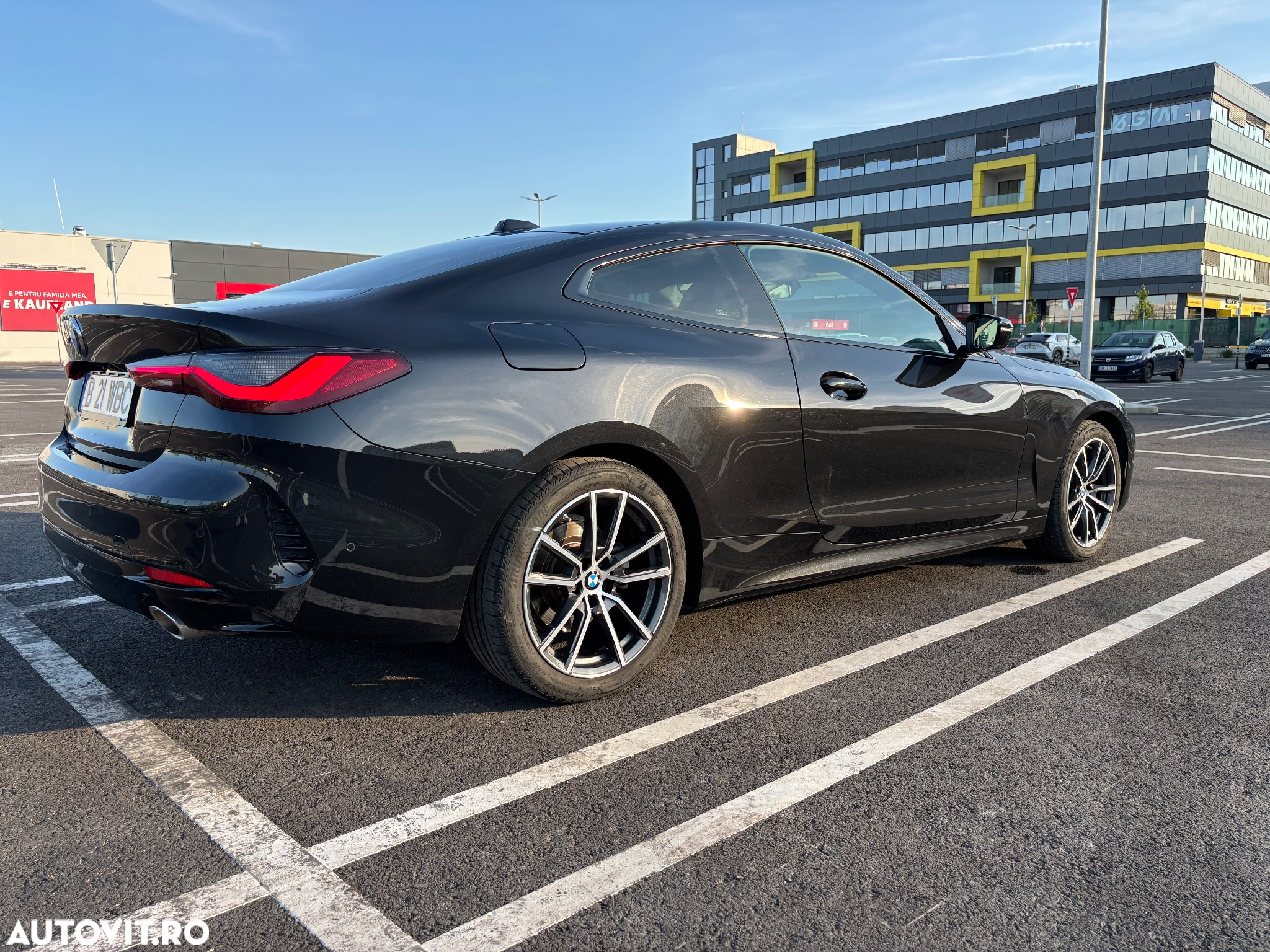 BMW Seria 4 420i Coupe - 3