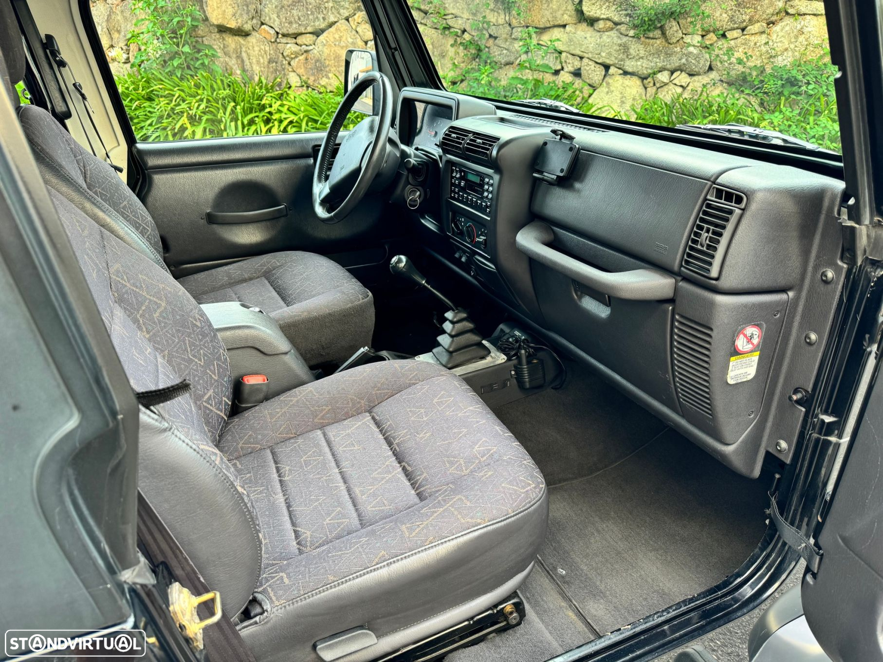 Jeep Wrangler 2.5 Sport Hard Top - 15