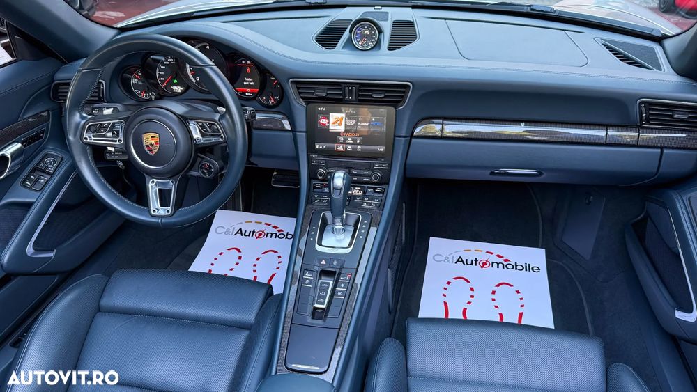 Porsche 911-TURBO-S Cabriolet - 20
