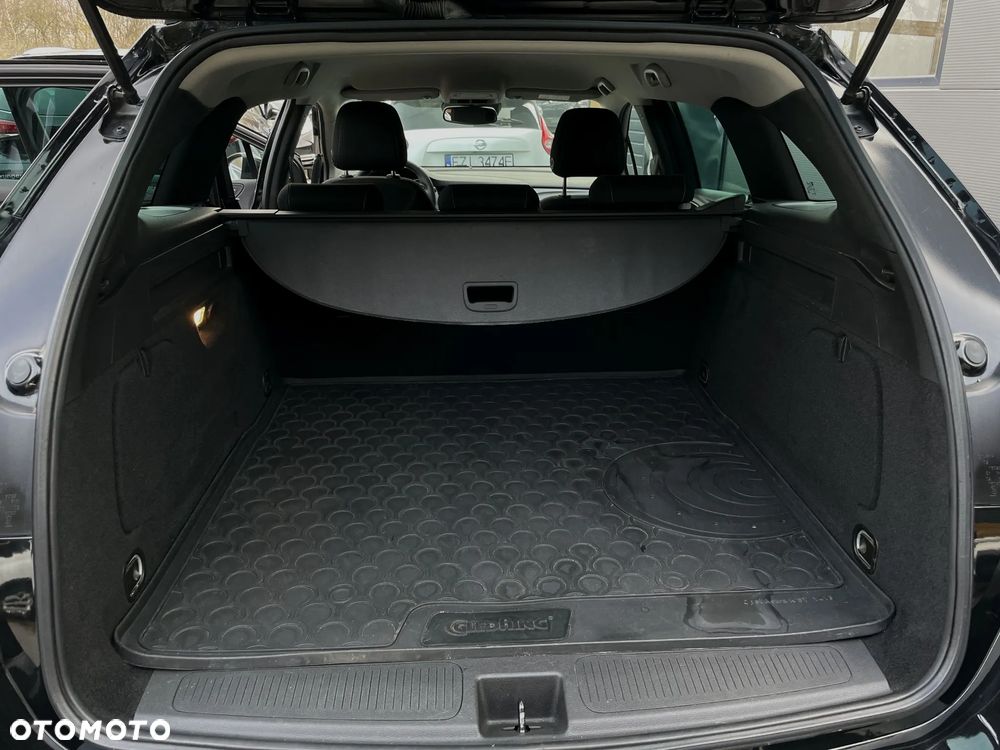 Opel Astra 1.6 D Start/Stop Dynamic - 35