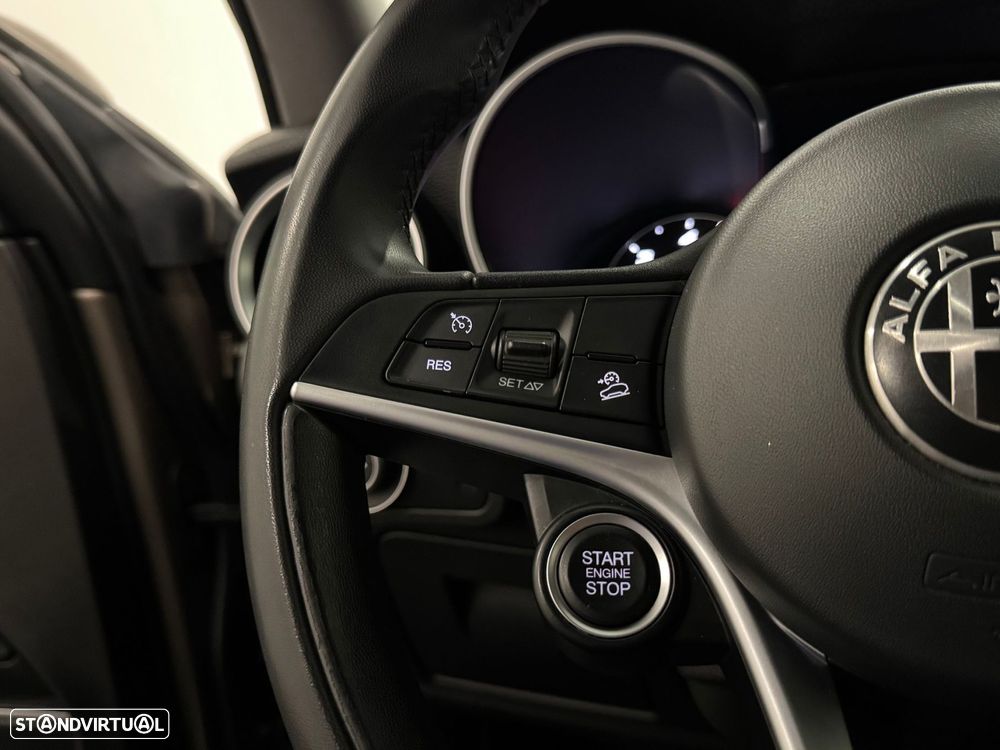 Alfa Romeo Stelvio 2.2 D Super AT8 - 52