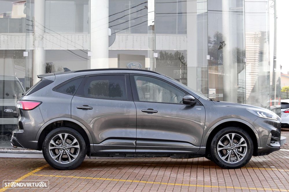 Ford Kuga - 4