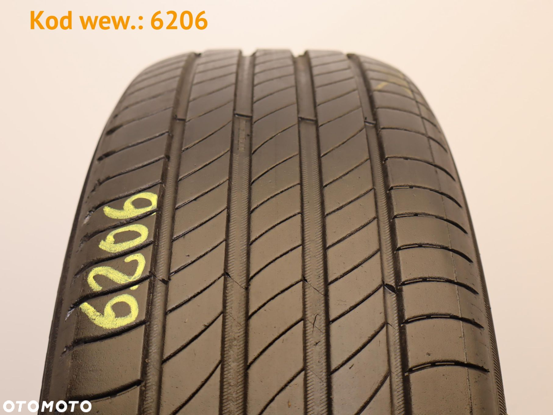 Michelin Primacy 4 - 215/65 R17 - 6