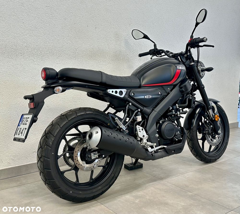 Yamaha XSR - 6