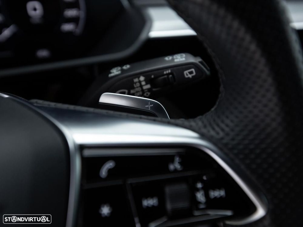 Audi e-tron 55 quattro S line - 22