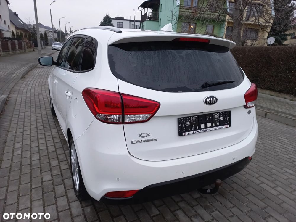 Kia Carens 1.6 GDI Business Line EU6 - 7