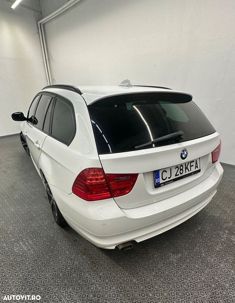 BMW Seria 3 318d DPF Aut. - 5