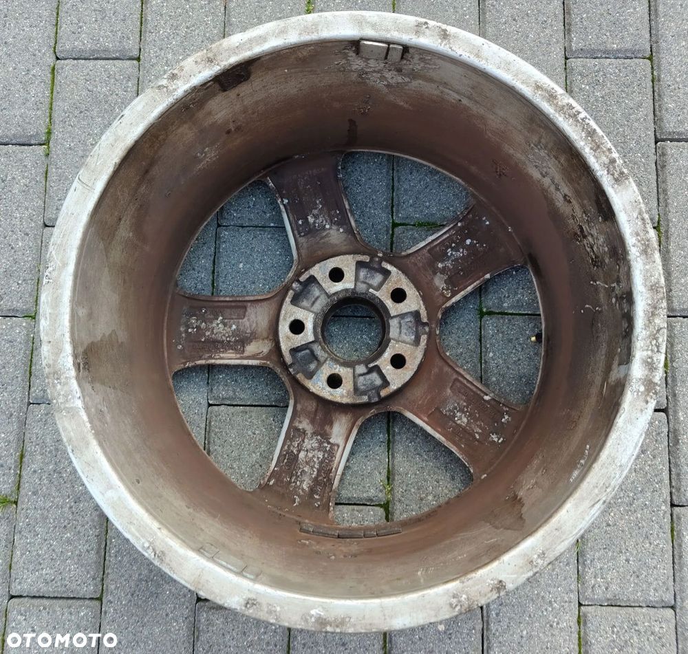 audi a4 b8 lift felga aluminiowa 17" et45 8k0601025bk - 5