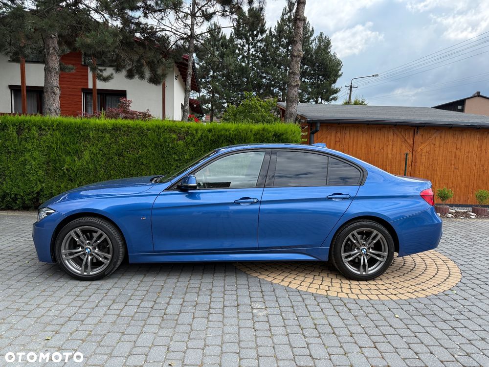 BMW Seria 3 320d xDrive M Sport - 4