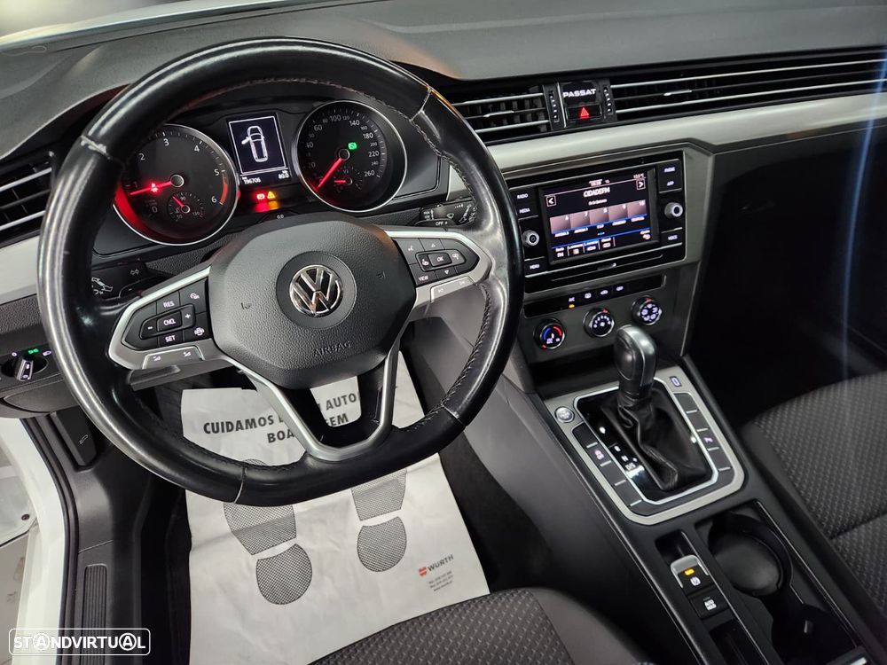 VW Passat Variant 1.6 TDI Confortline DSG - 8