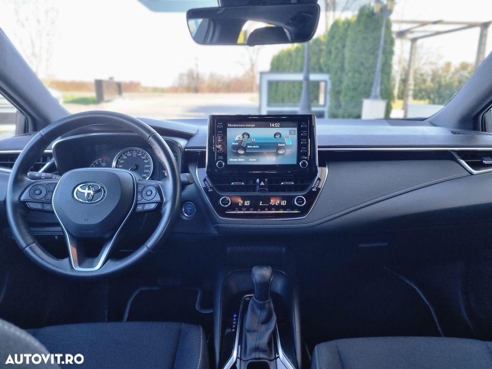 Toyota Corolla 1.8 HSD Dynamic - 11