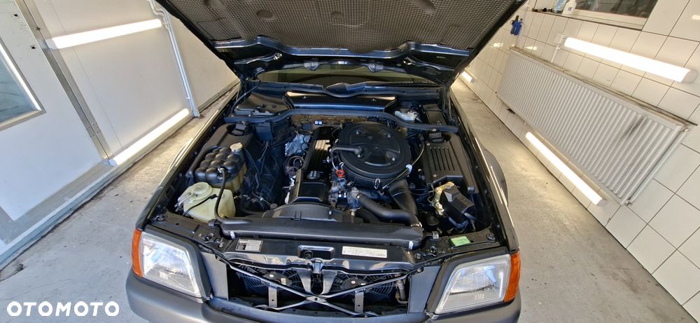 Mercedes-Benz SL - 12