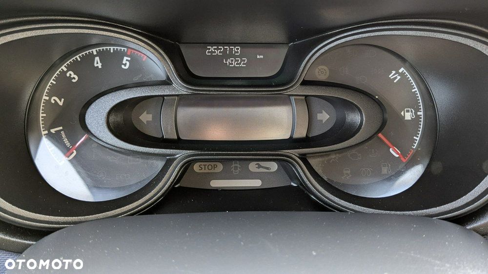Opel Vivaro - 19
