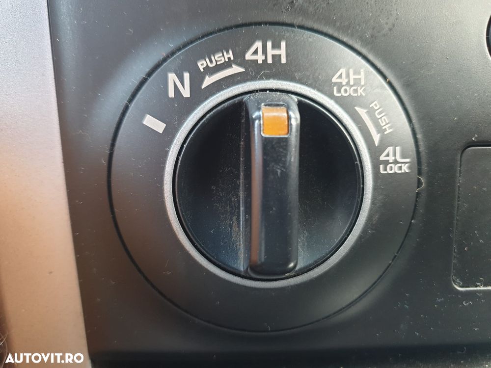 Suzuki Grand Vitara 2.0i JLX Navi - 27