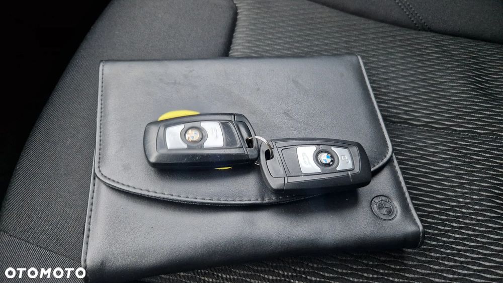 BMW Seria 3 316d Modern Line - 19