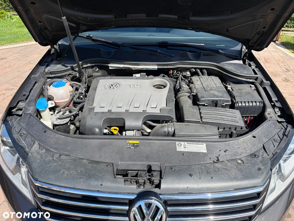 Volkswagen Passat 2.0 TDI Comfortline - 9