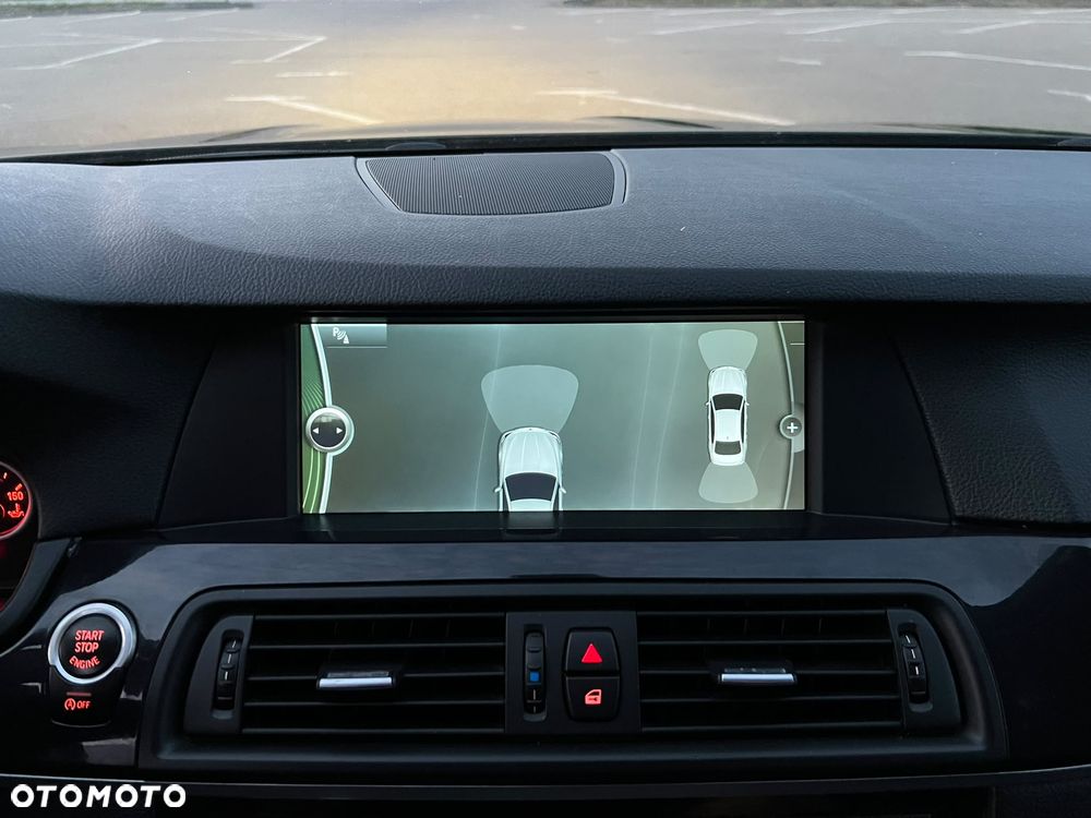 BMW Seria 5 520d Luxury Line - 22