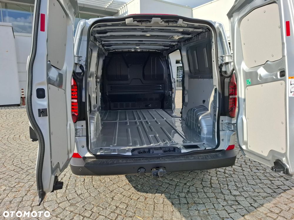 Volkswagen Transporter - 8