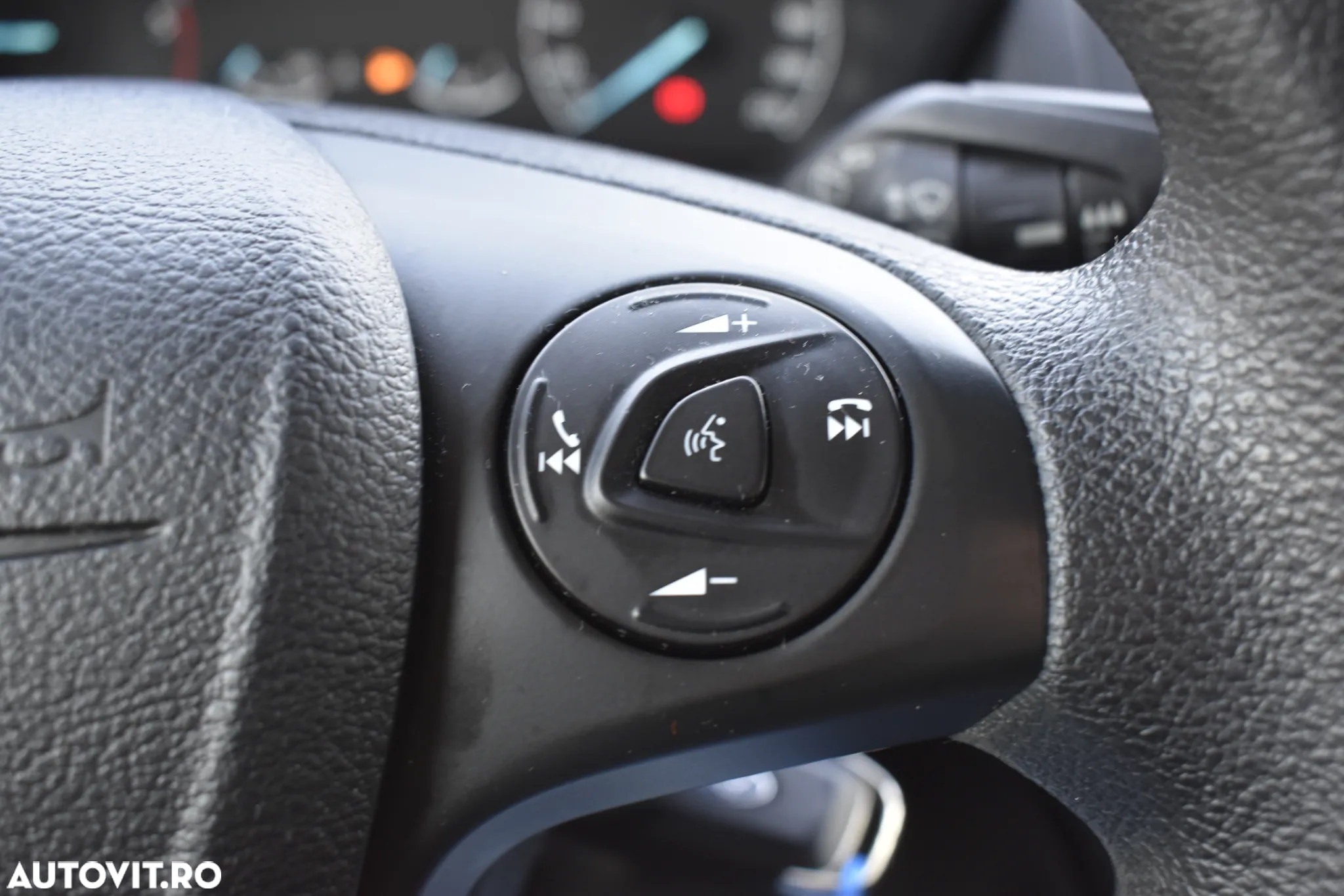 Ford Transit Connect - 22