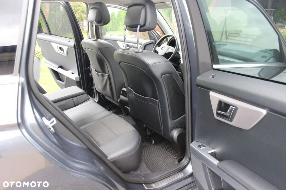 Mercedes-Benz GLK 250 CDI DPF 4Matic BlueEFFICIENCY 7G-TRONIC - 9