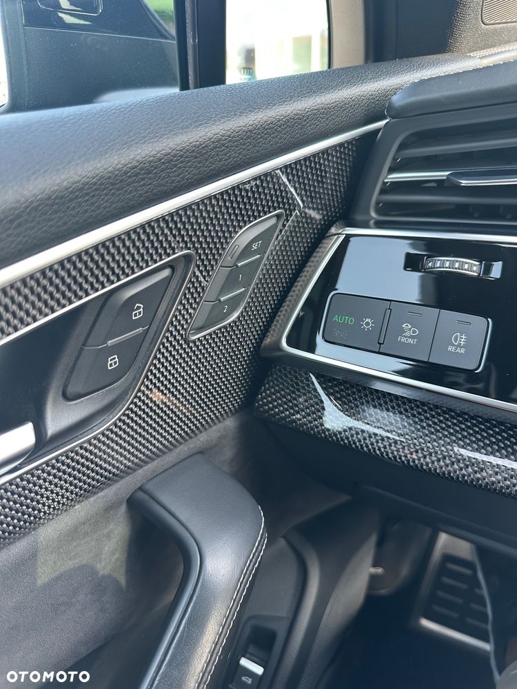 Audi SQ7 4.0 TDI Quattro Tiptronic - 19