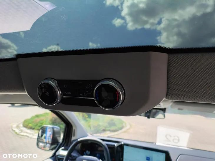 Ford Tourneo Custom 2.0 EcoBlue 320 AWD L2 Titanium - 14