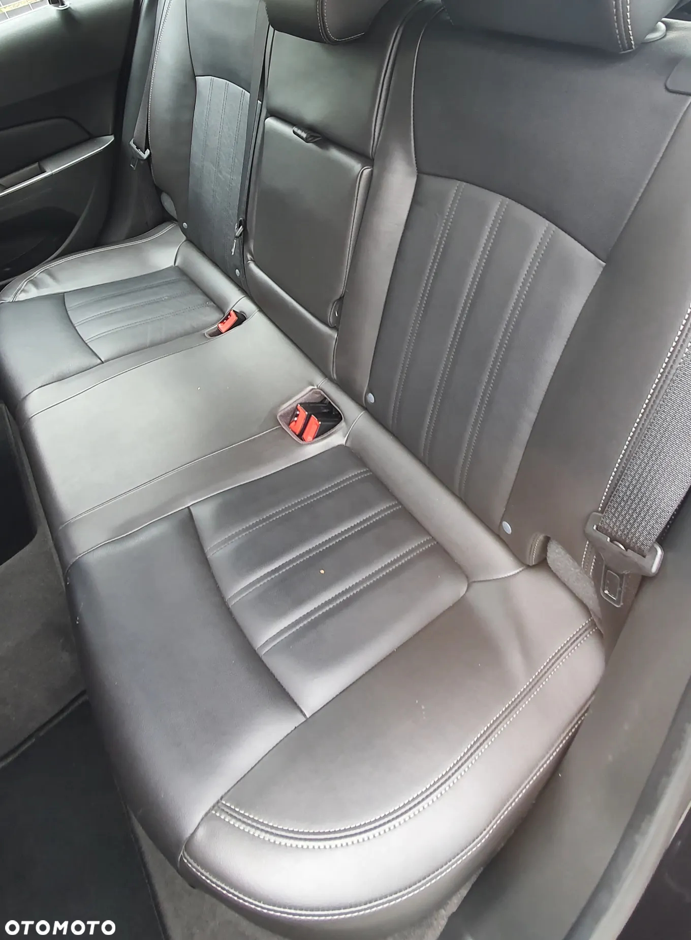 Chevrolet Cruze 1.4 T LT - 24