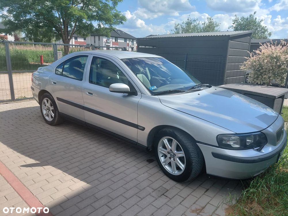 Volvo S60 - 1