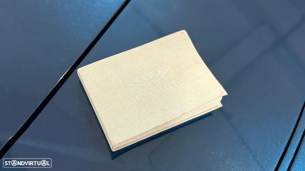 Aston Martin DB11 Volante V8 - 40