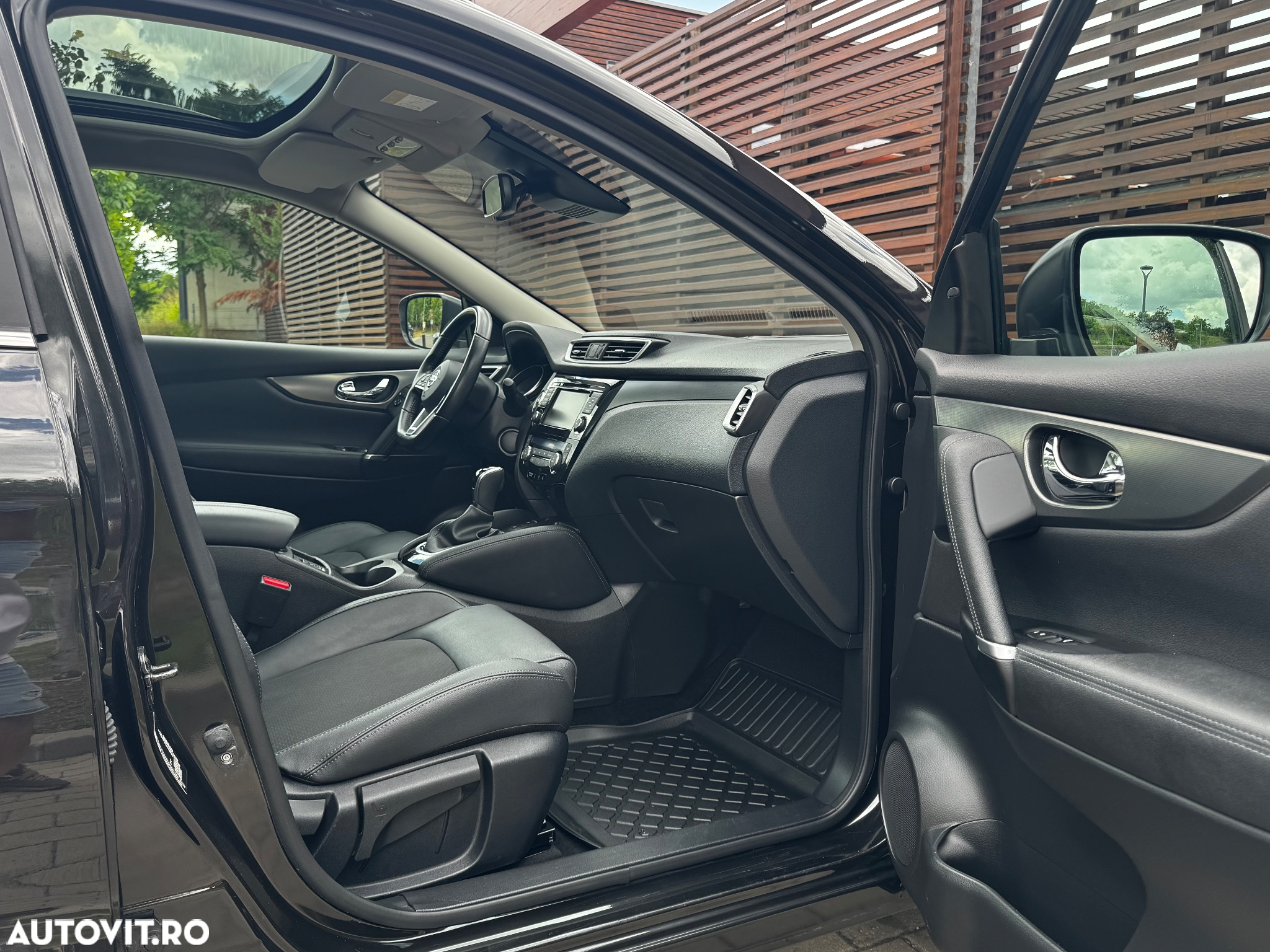 Nissan Qashqai 1.3 DIG-T DCT TEKNA - 26