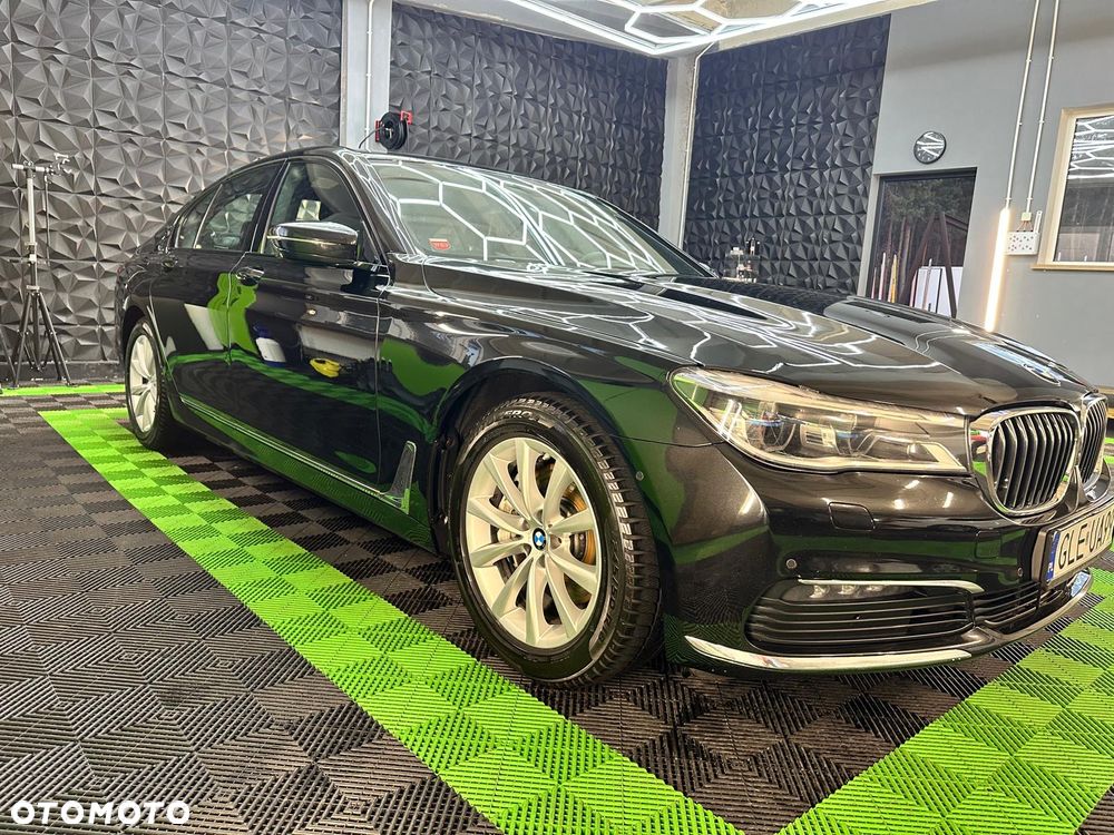 BMW Seria 7 730d xDrive - 9