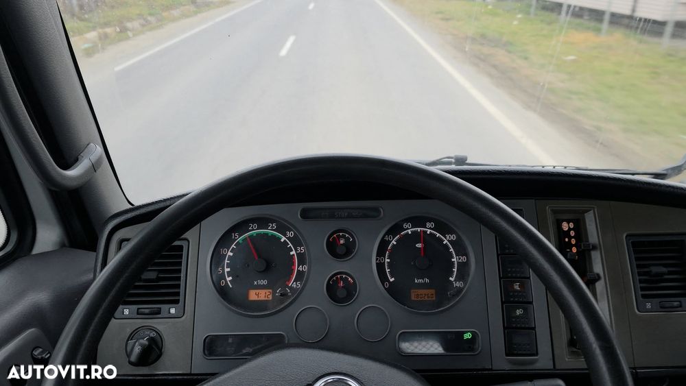 Nissan ATLEON 35TK35, 3.0 TDI, 150cp, 180.254 km, basculabil 3 parti , 4.2m,  3.5 t, cat. B, 11/2007 (serie 2008), factura, seap, finantare PJ, rate PF - 31