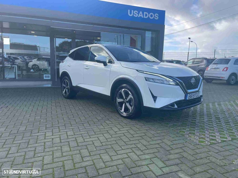 Nissan Qashqai 1.3 DIG-T N-Connecta LED - 2