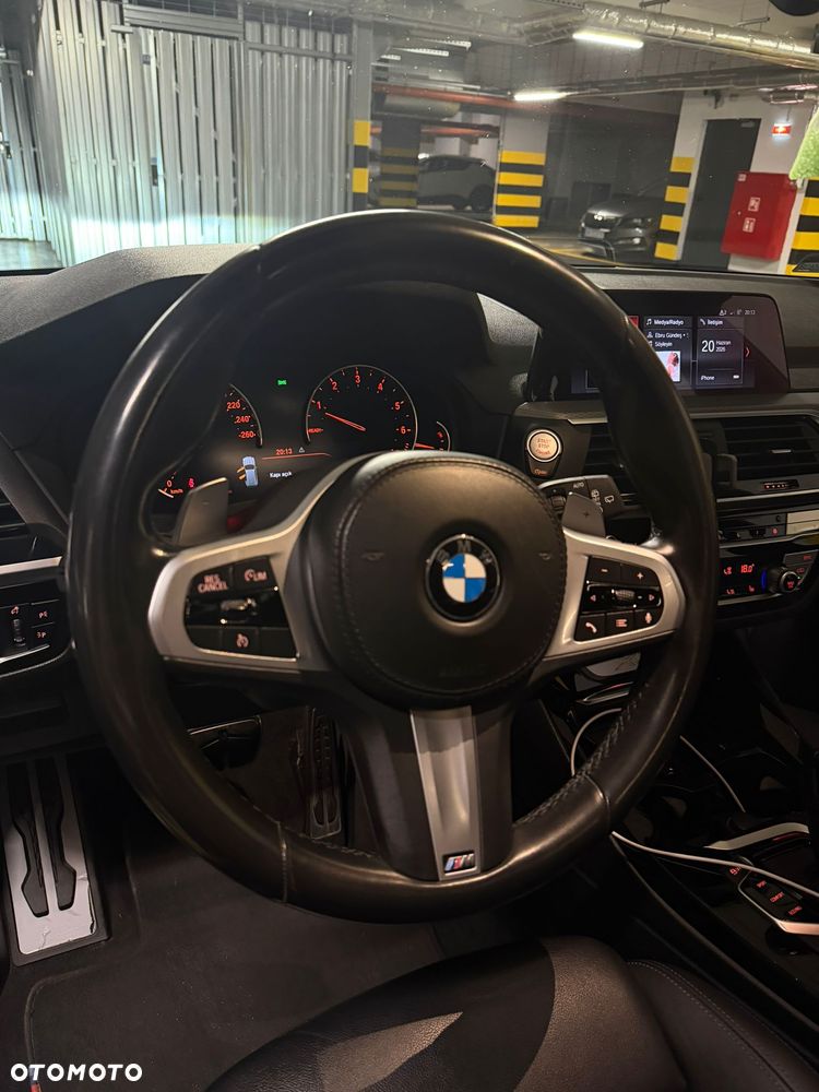 BMW X3 xDrive20i mHEV - 19